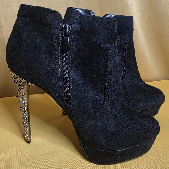 Glitter Girl Black High Heel Booties, Size 40 - Picture 1 of 4